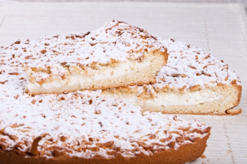 Пирог песочный с творогом  (1000 г)