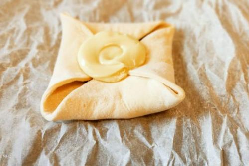 Конверт с шоколадно-банановым кремом замороженный (20 шт по 100 г)